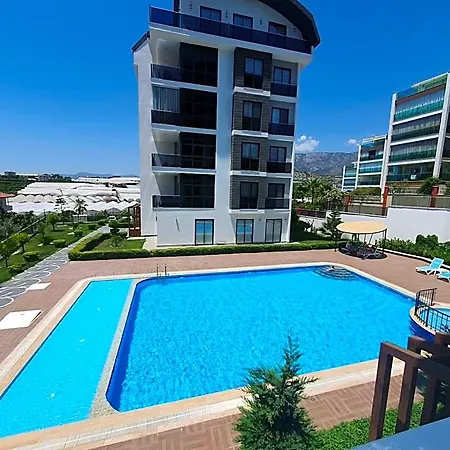 فندق Dreamy Luxury Two-bedroom Penthouse With Special Forest, Mountain And Sea Views 4*