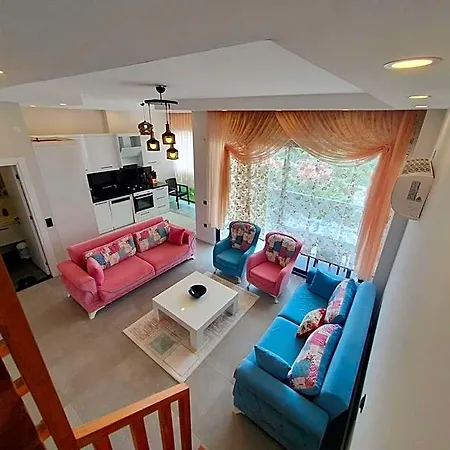 Dreamy Luxury Two-bedroom Penthouse With Special Forest, Mountain And Sea Views ألانيا